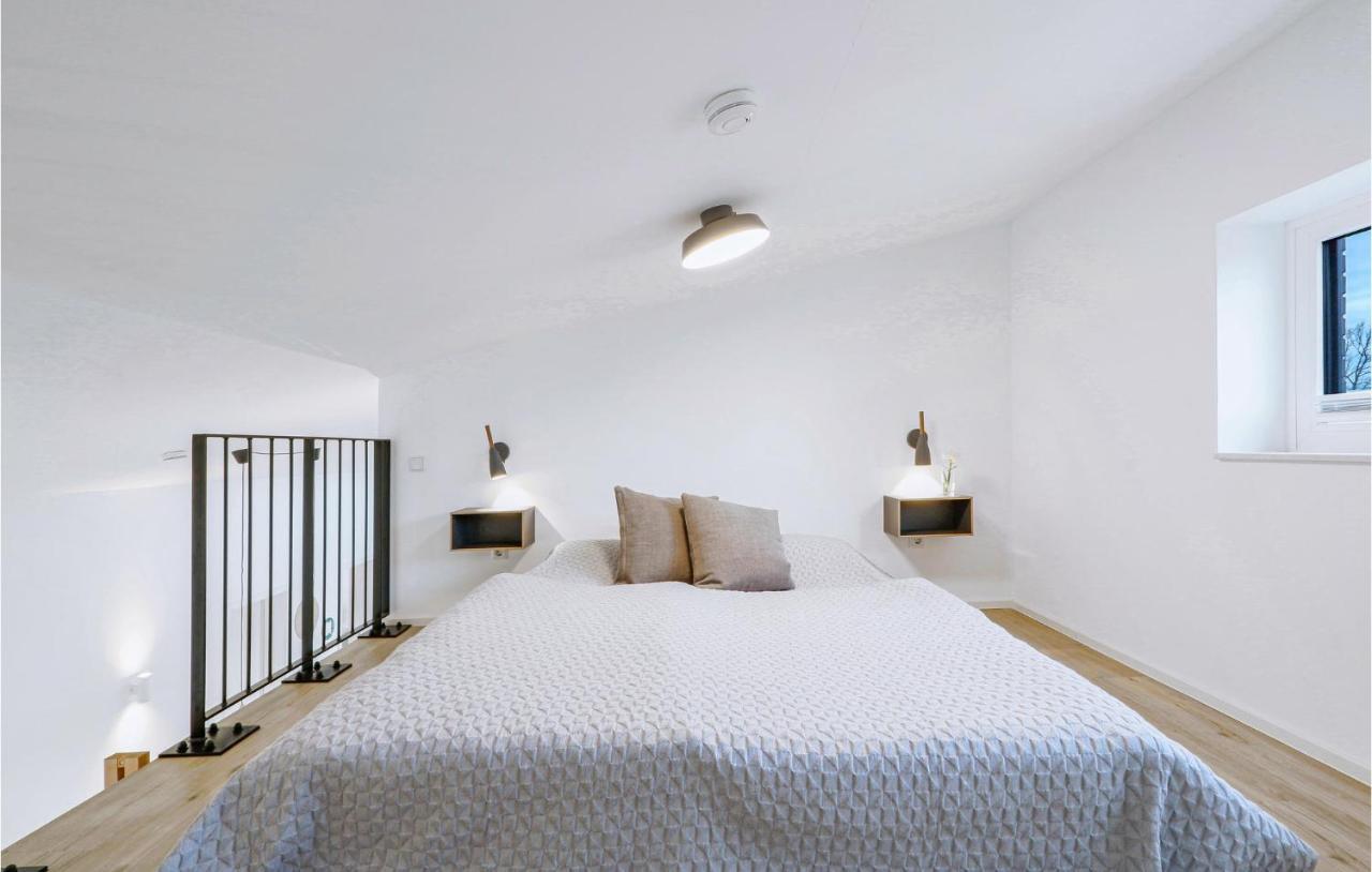 3 Bedroom Awesome Home In Lembruch-Duemmer See المظهر الخارجي الصورة